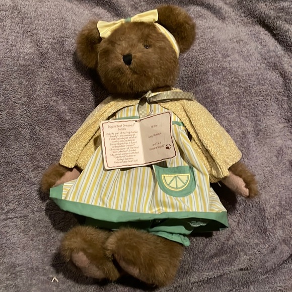 Boyd’s bear Lucy Mclemon